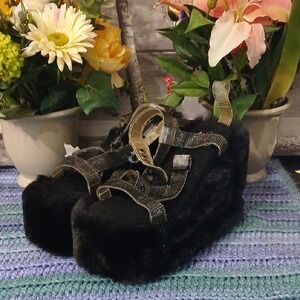 YRU Black Furry Platform Sandals
